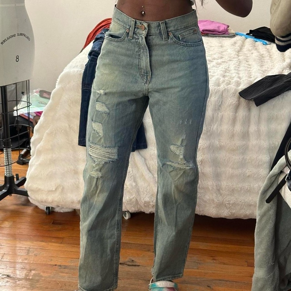 BDG High-Waisted Cowboy Jean - Vintage Distressed
